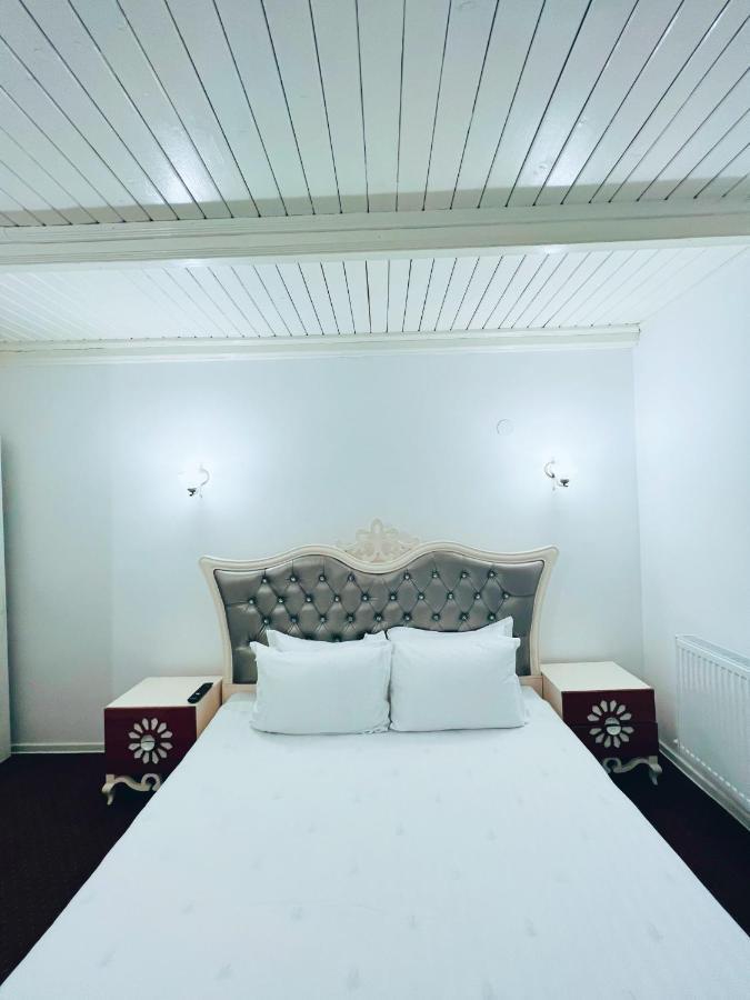 Cabana Din Poienita โปยานาบราซอฟ ภายนอก รูปภาพ